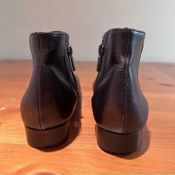 Munro Women’s Black Leather Cate Booties Size 9.5N - Picture 3 of 8